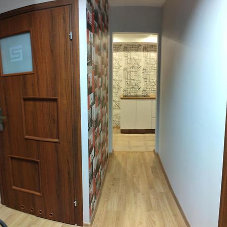 New York Apartament By Karl Radom Bagian luar foto
