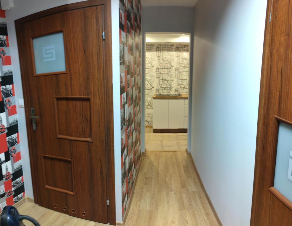 New York Apartament By Karl Radom Bagian luar foto