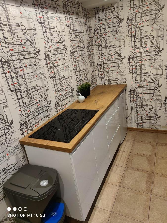 New York Apartament By Karl Radom Bagian luar foto